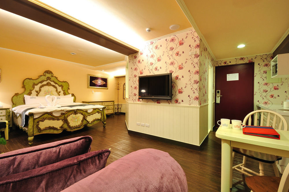 Elizabeth Hotel Taichung Exterior foto