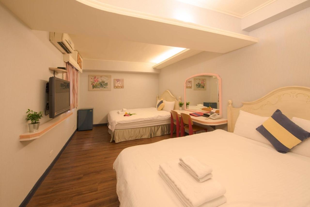 Elizabeth Hotel Taichung Quarto foto
